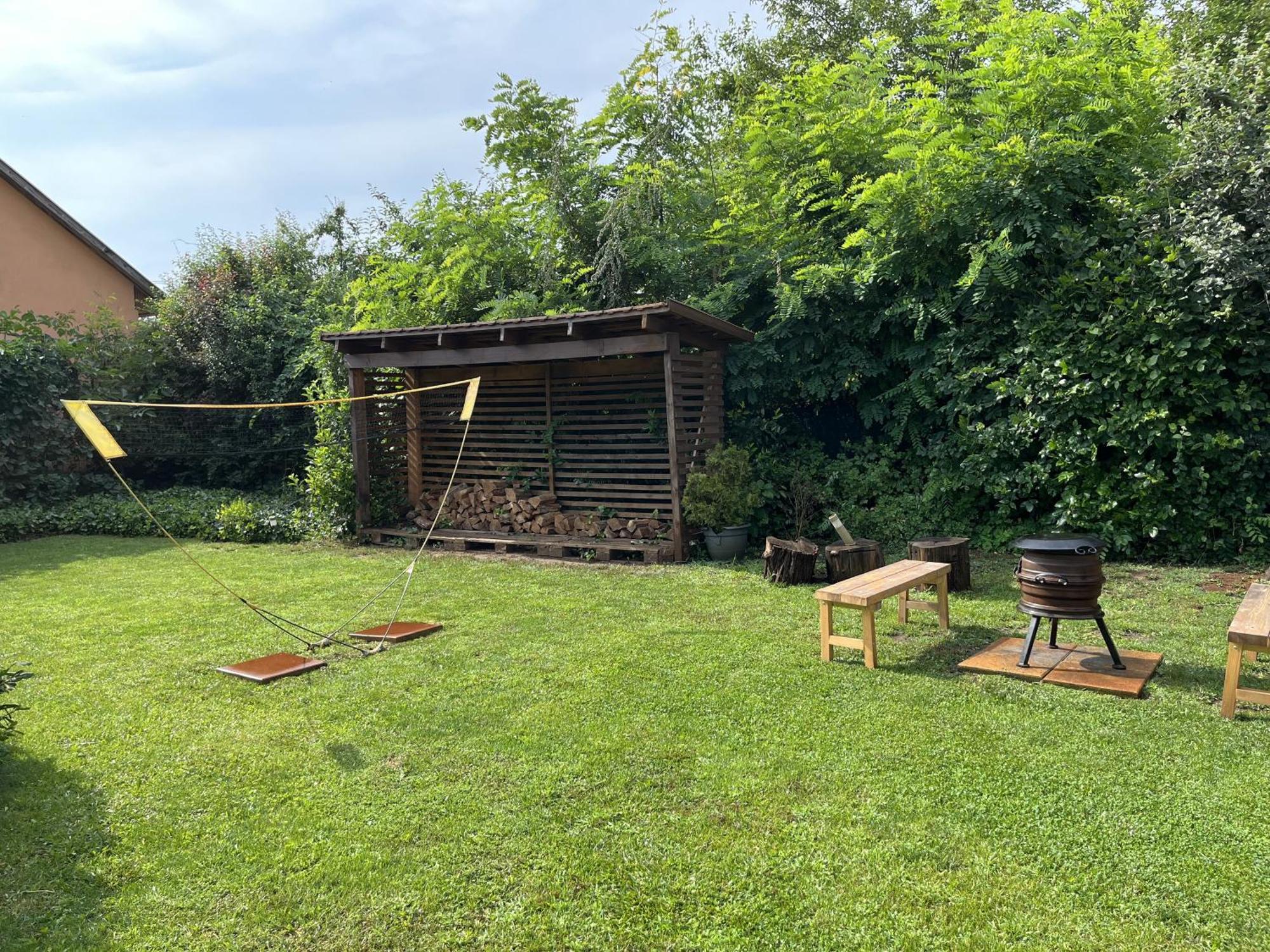 Villa Idill Ueduelohaz à Tiszafüred Extérieur photo